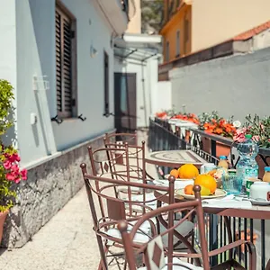  Bed & Breakfast Elegant R&b Floridia Itálie